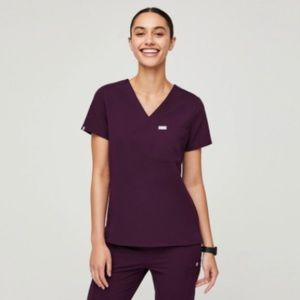 Figs Deep Purple XXS one pocket top
